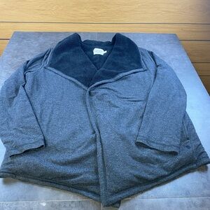 UGG Women’s Open Front Cardiagn/ Sweater/Shawl Charcoal Size Large